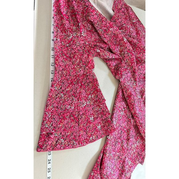 NoraCora Women's Pink Floral V-Neck Shirt Dress Size Small Trumpet Sleeve - Picture 9 of 11
